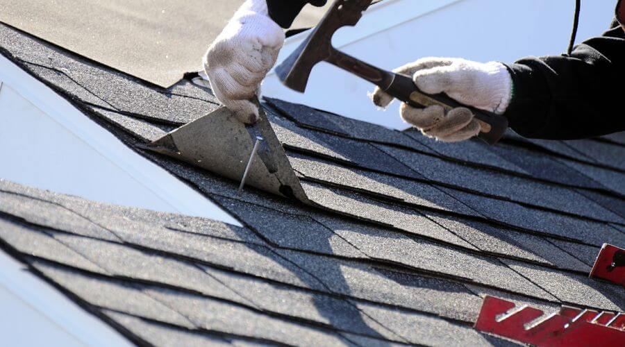 Expert Emergency Roof Repairs services in Gaines, MI
